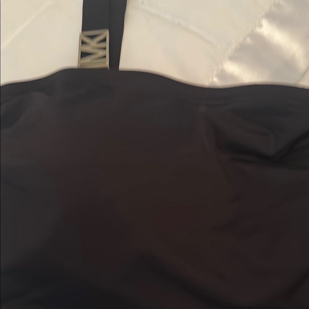 Michael Kors swim suit top nwt L